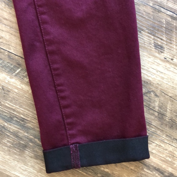 Wax Jeans burgundy capris - Picture 4 of 10